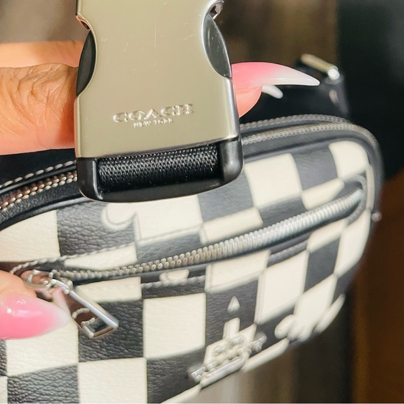 COPY - Checkerboard coach slim design Fanny pack - Picture 2 of 8